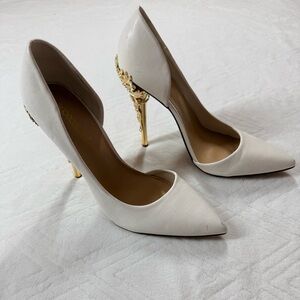 Shoe Dazzle Katniss Glam Pumps White Gold Closed Pointed Toes Heels Size 10